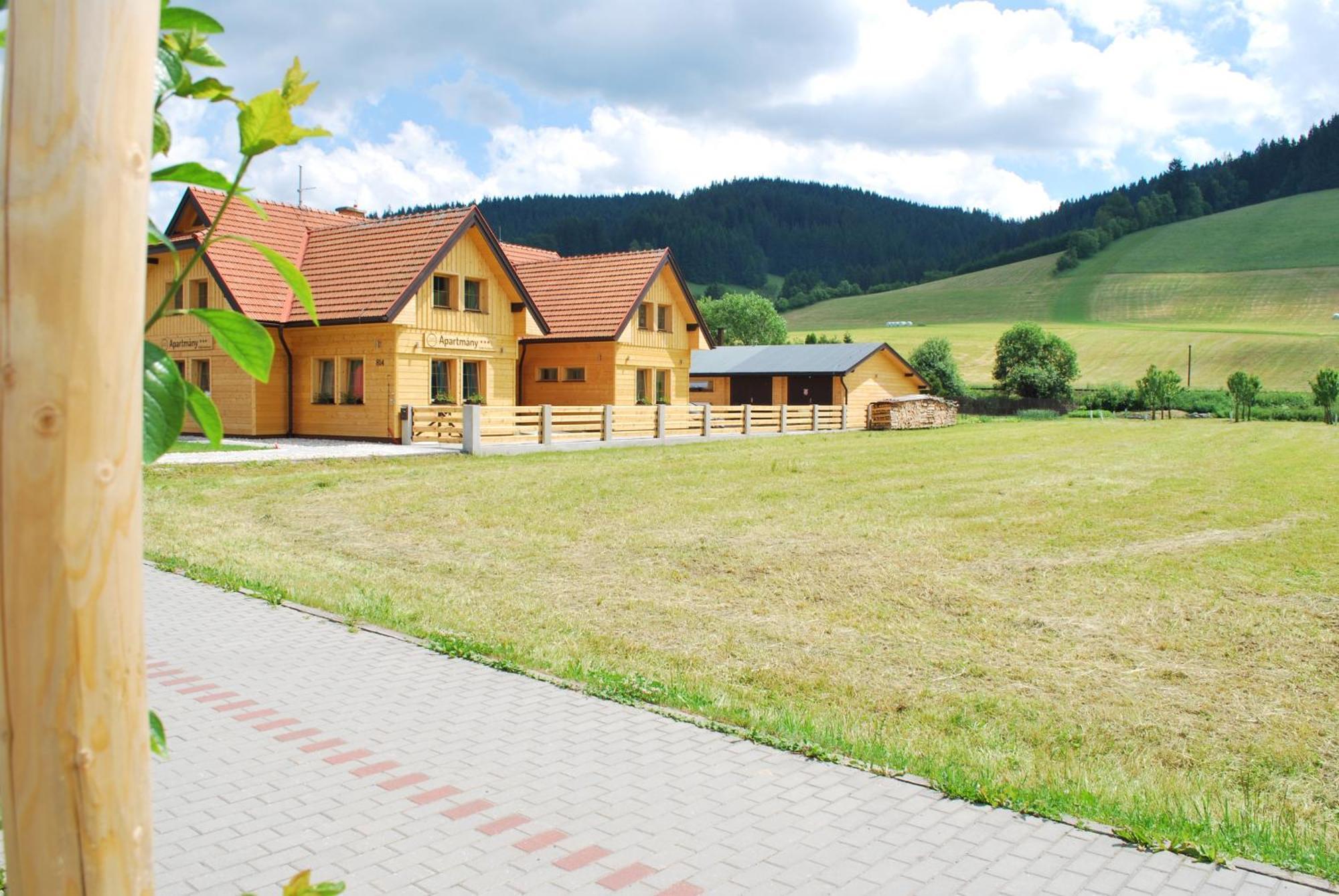 Apartmany Velke Karlovice Luaran gambar
